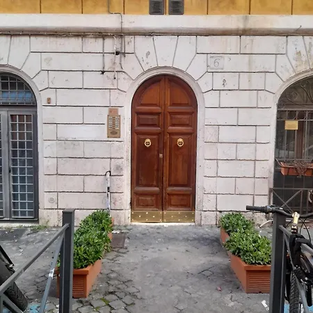 Cozy In Hip Trastevere Appartement